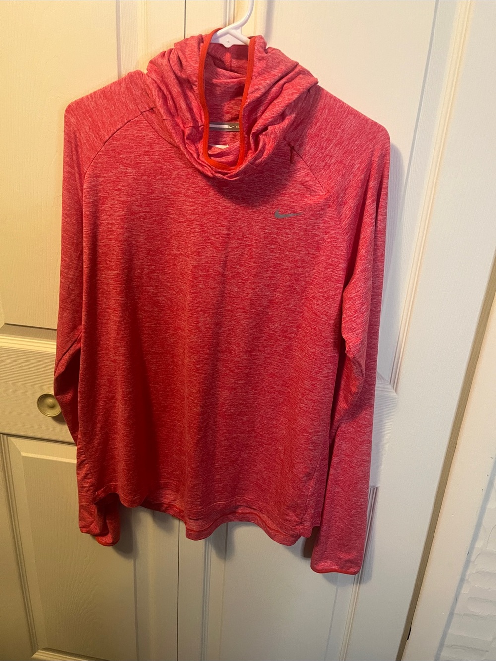 Nike Women's Long Sleeve Hooded Tee in Heathered Coral Pink